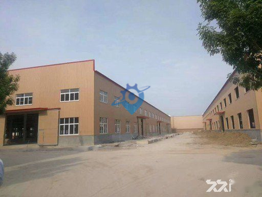 黄骅开发区利通常进10000平厂房出租